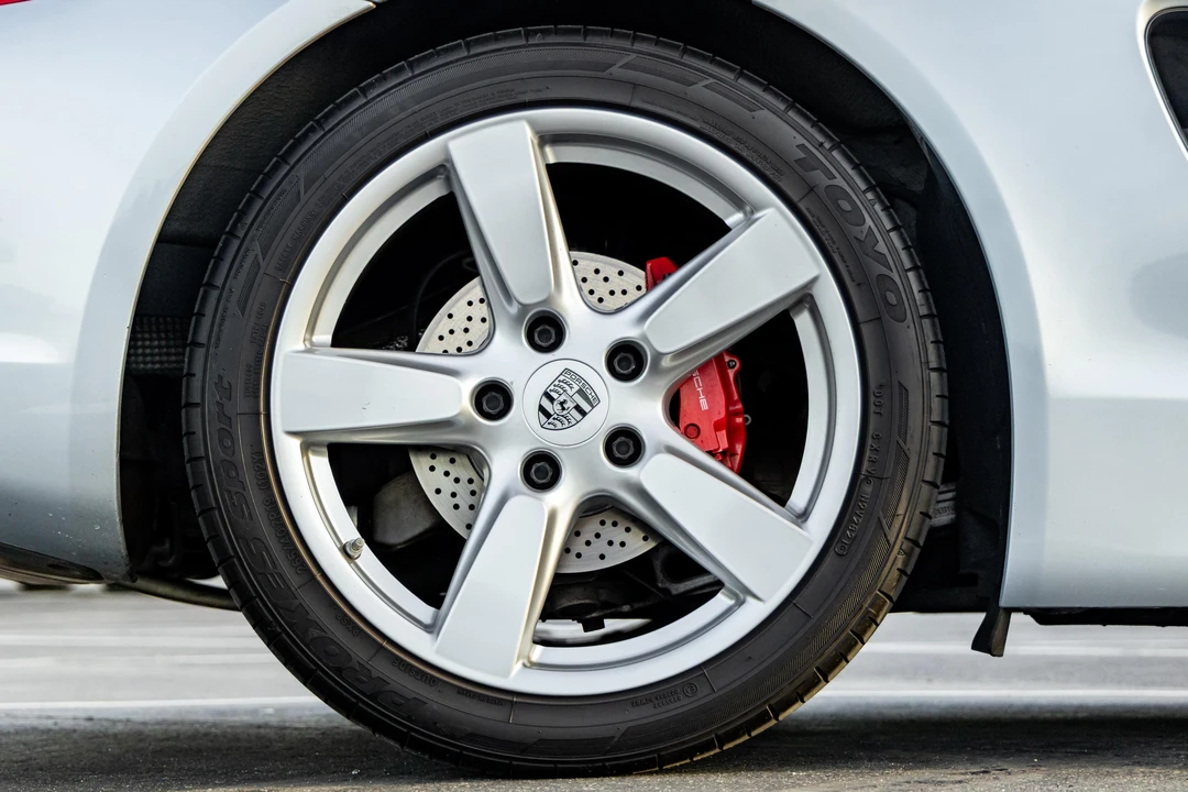 2014 Porsche 981 Cayman S - Image 27 of 31