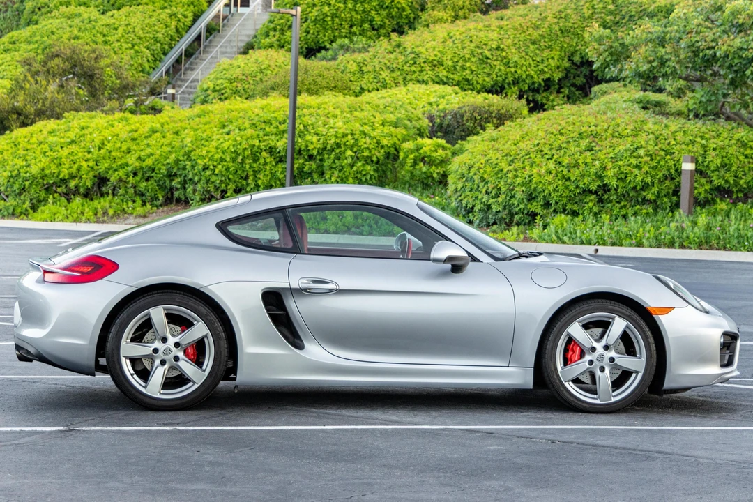 2014 Porsche 981 Cayman S - Image 3 of 31