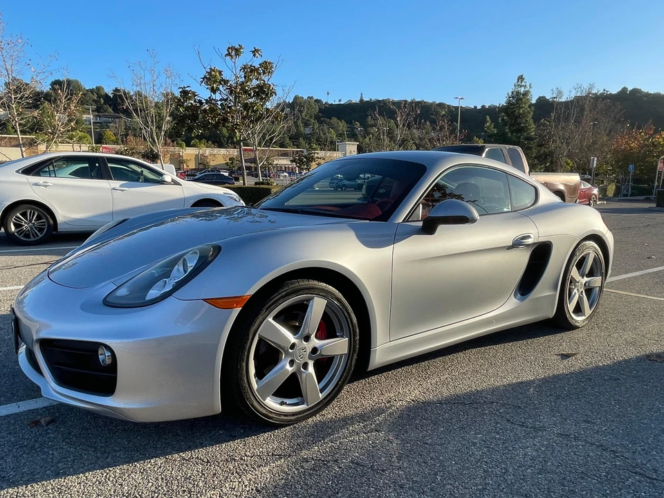 2014 Porsche 981 Cayman S - Image 16 of 31