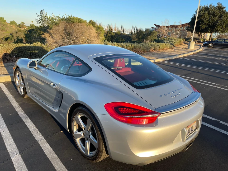 2014 Porsche 981 Cayman S - Image 26 of 31