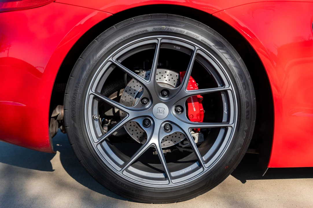 2014 Porsche 981 Cayman S - Image 26 of 31