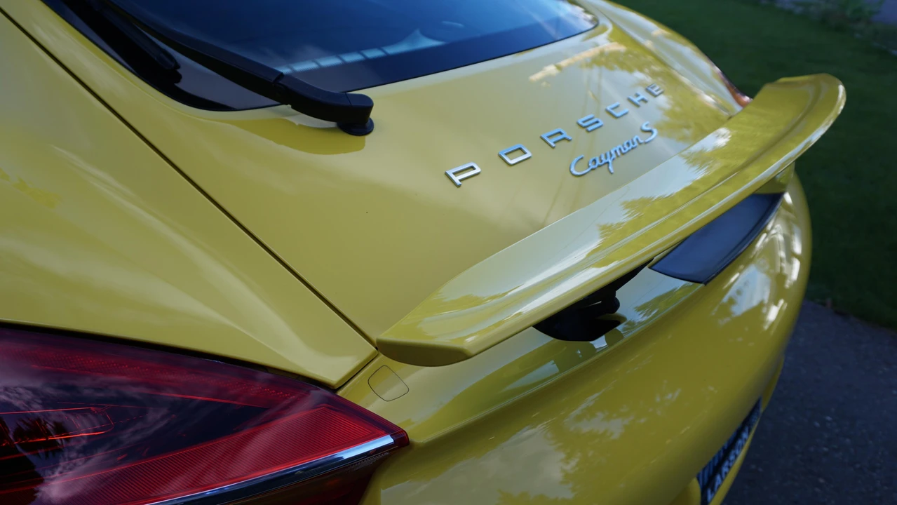 2014 Porsche 981 Cayman S - Image 24 of 31