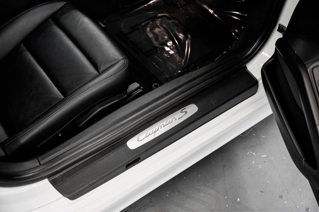 2014 Porsche 981 Cayman S - Image 23 of 31