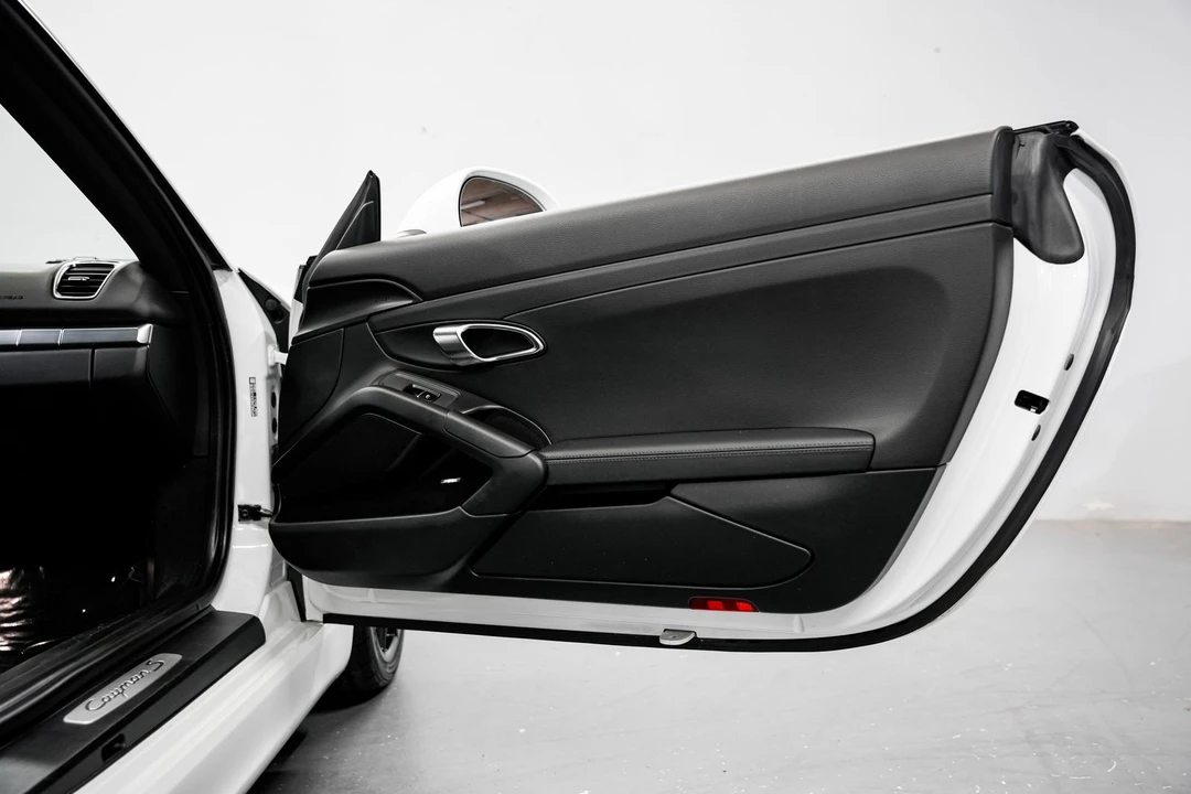 2014 Porsche 981 Cayman S - Image 22 of 31