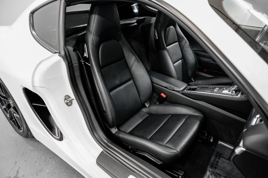 2014 Porsche 981 Cayman S - Image 24 of 31