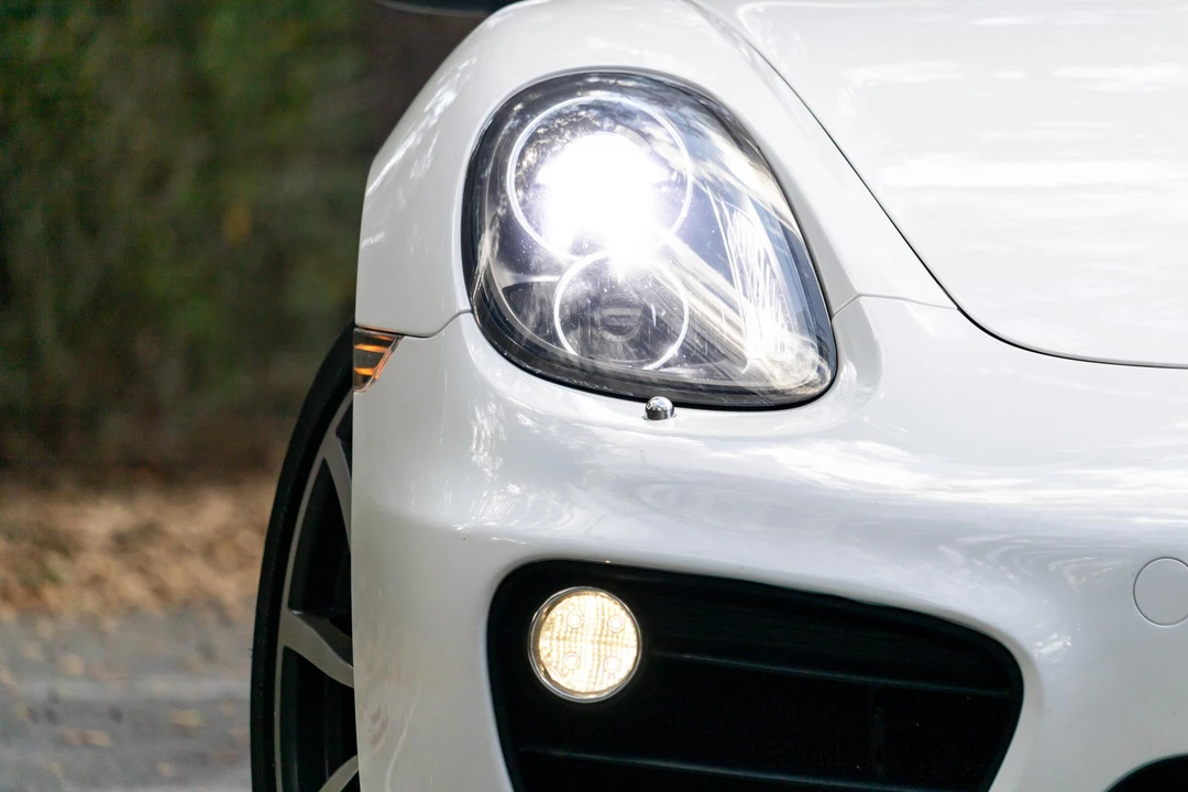 2014 Porsche 981 Cayman S - Image 12 of 31