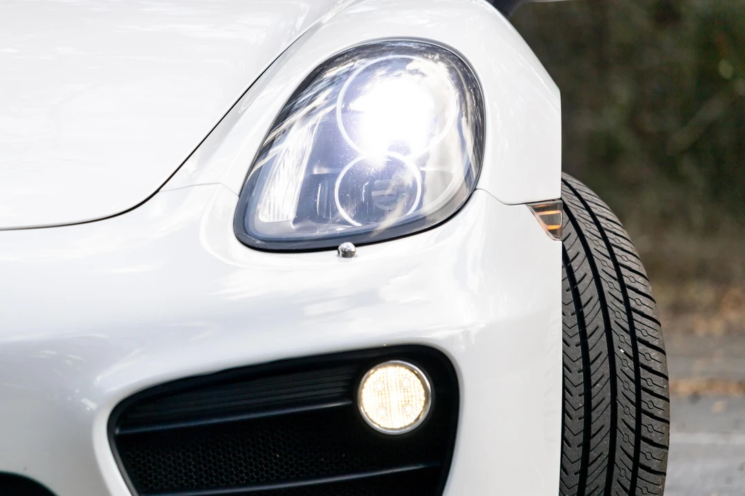 2014 Porsche 981 Cayman S - Image 16 of 31