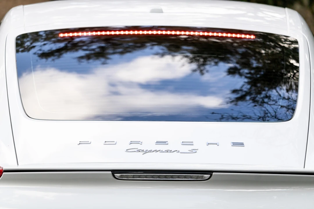 2014 Porsche 981 Cayman S - Image 25 of 31