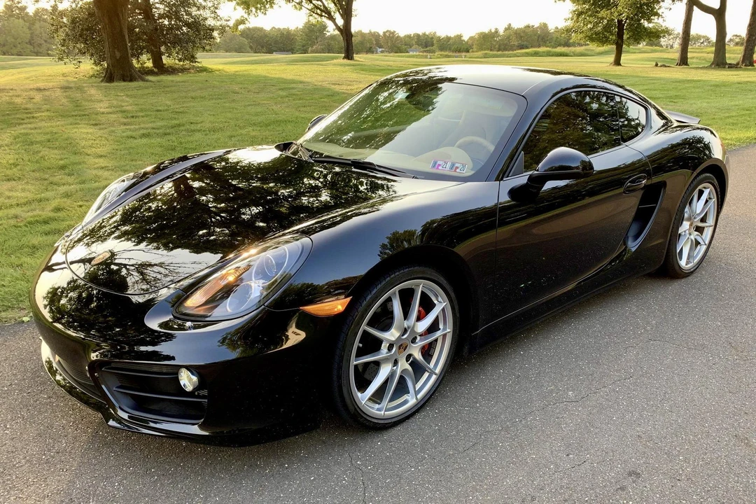 2014 Porsche 981 Cayman S - Image 2 of 31