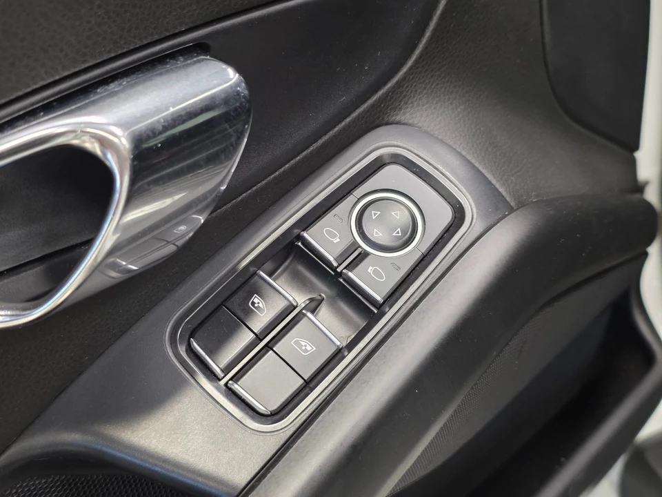 2014 Porsche 981 Cayman S - Image 18 of 31