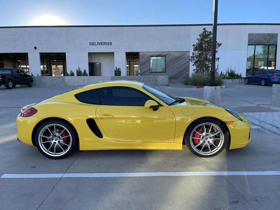 2014 Porsche 981 Cayman S - Image 16 of 31