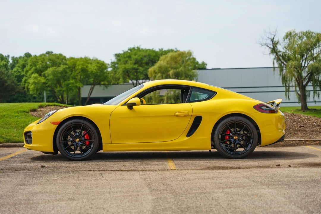 2014 Porsche 981 Cayman S - Image 2 of 31