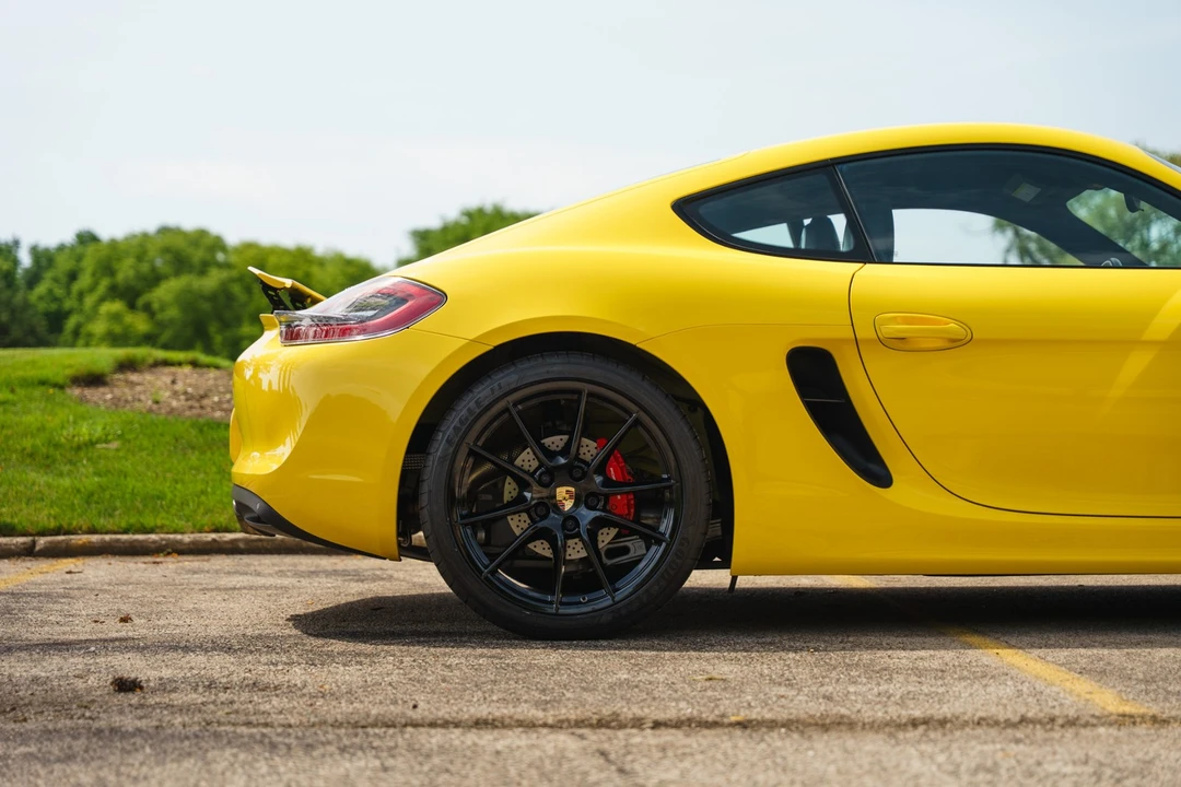 2014 Porsche 981 Cayman S - Image 15 of 31