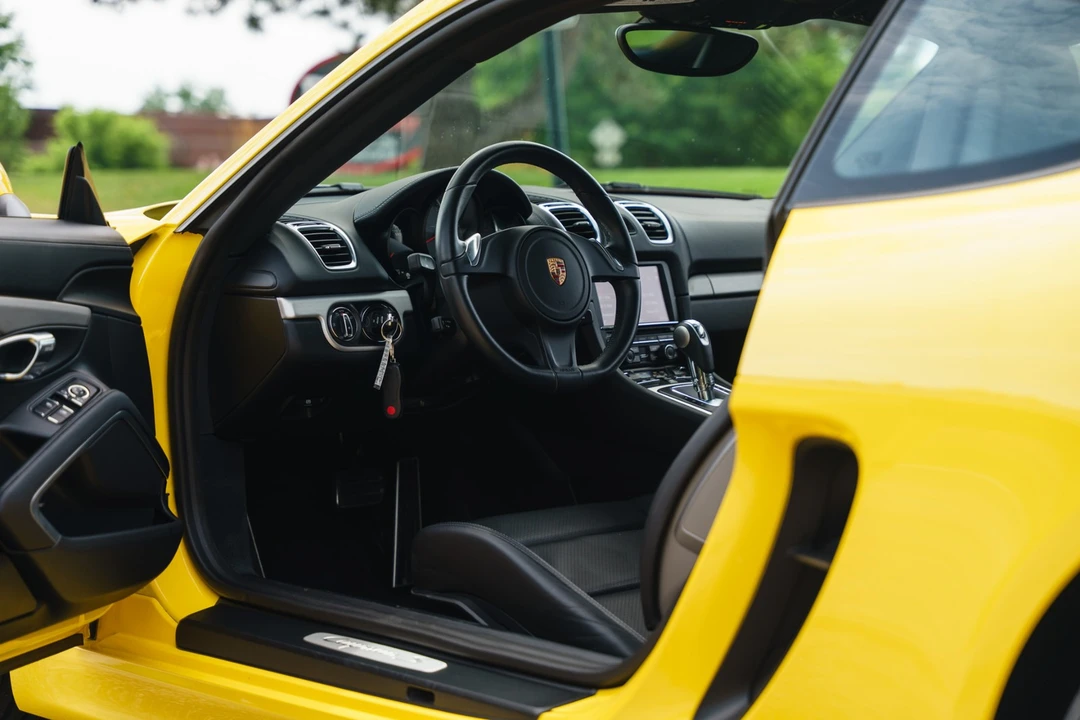 2014 Porsche 981 Cayman S - Image 29 of 31