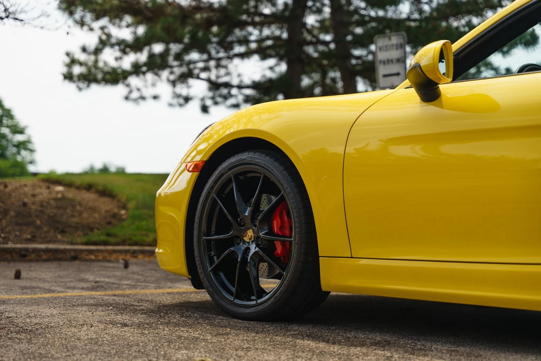 2014 Porsche 981 Cayman S - Image 13 of 31