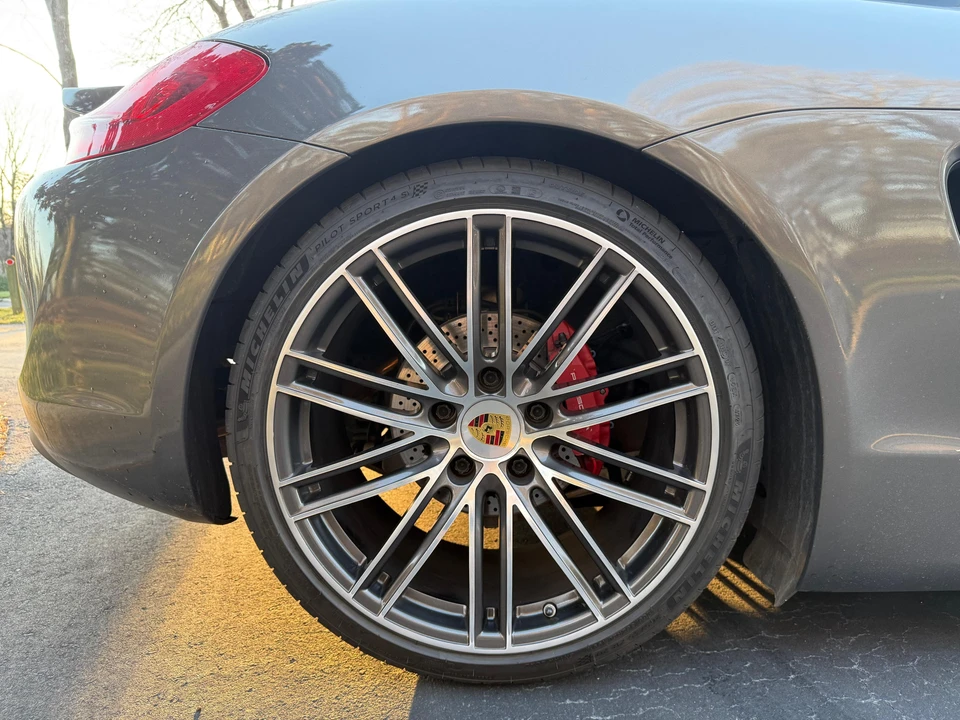 2014 Porsche 981 Cayman S - Image 26 of 31