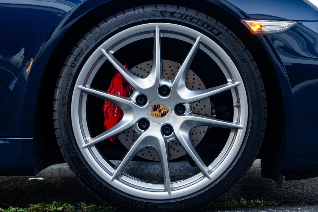 2014 Porsche 981 Cayman - Image 29 of 31