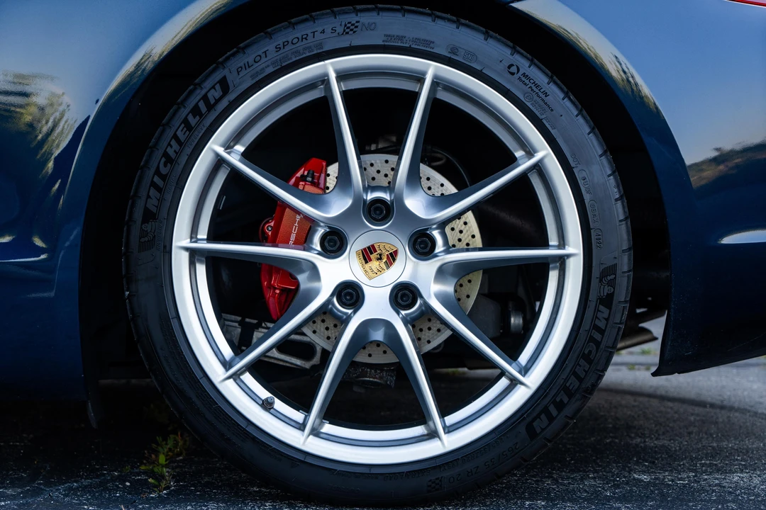 2014 Porsche 981 Cayman - Image 27 of 31