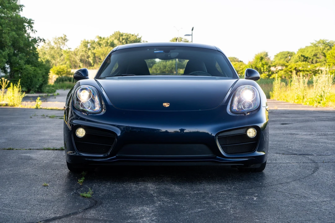 2014 Porsche 981 Cayman - Image 2 of 31