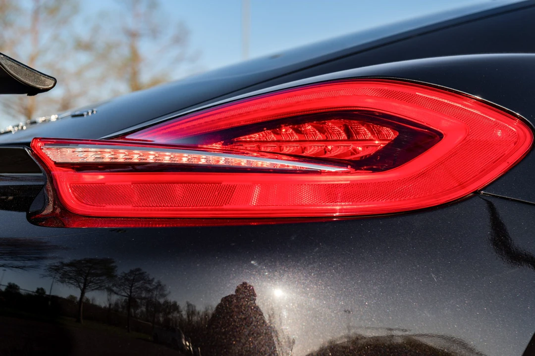 2014 Porsche 981 Cayman S - Image 29 of 31