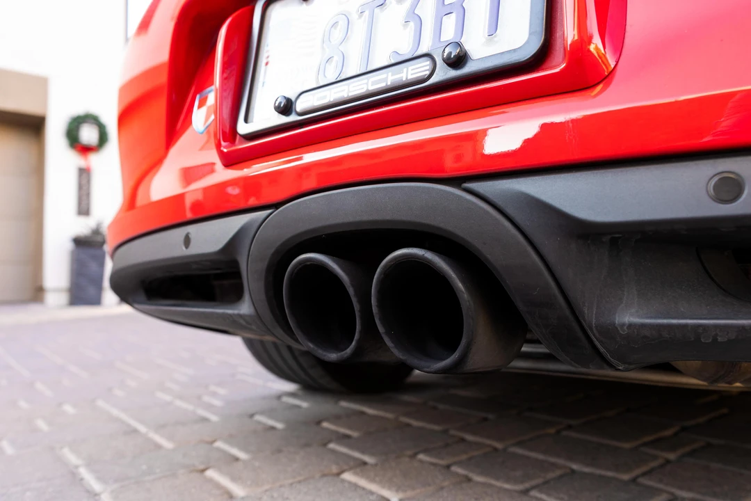 2014 Porsche 981 Cayman S - Image 25 of 31