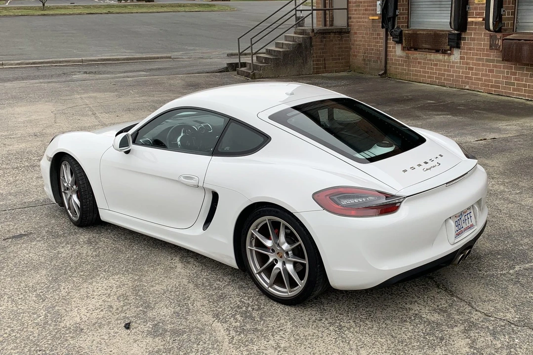 2014 Porsche 981 Cayman S - Image 4 of 31