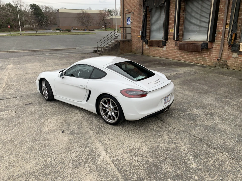2014 Porsche 981 Cayman S - Image 11 of 31