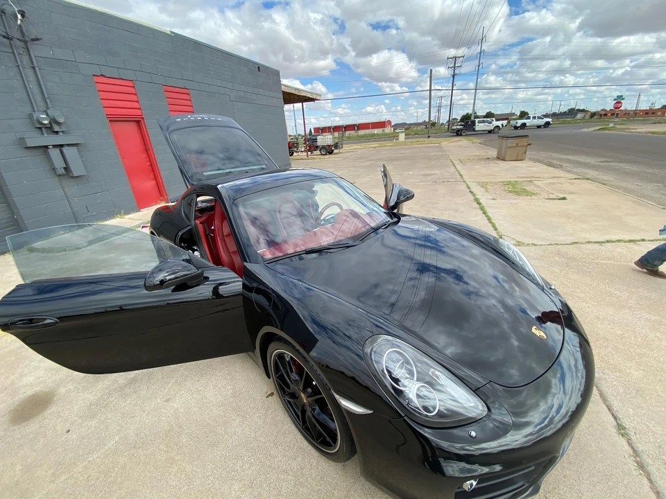 2014 Porsche 981 Cayman S - Image 25 of 31