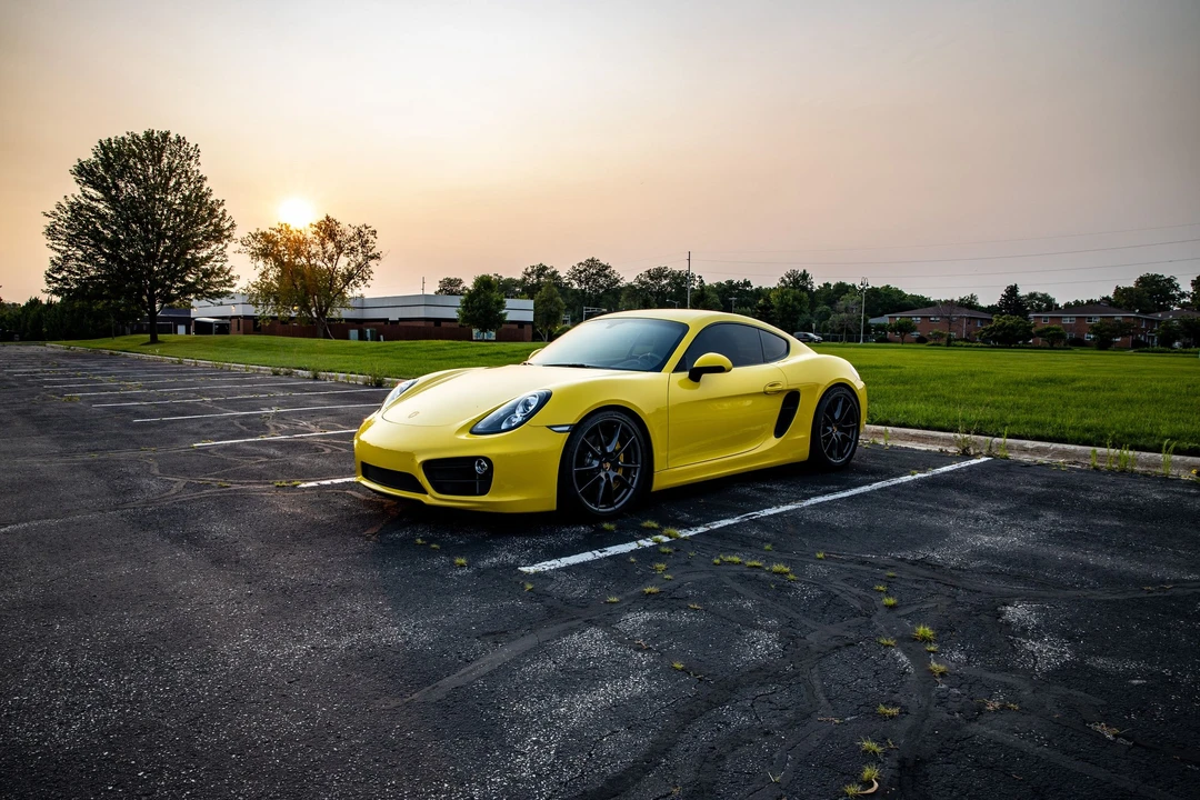 2014 Porsche 981 Cayman S - Image 10 of 28