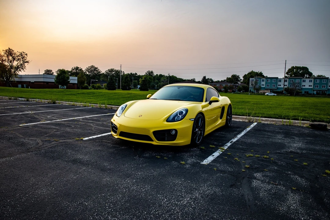 2014 Porsche 981 Cayman S - Image 11 of 28