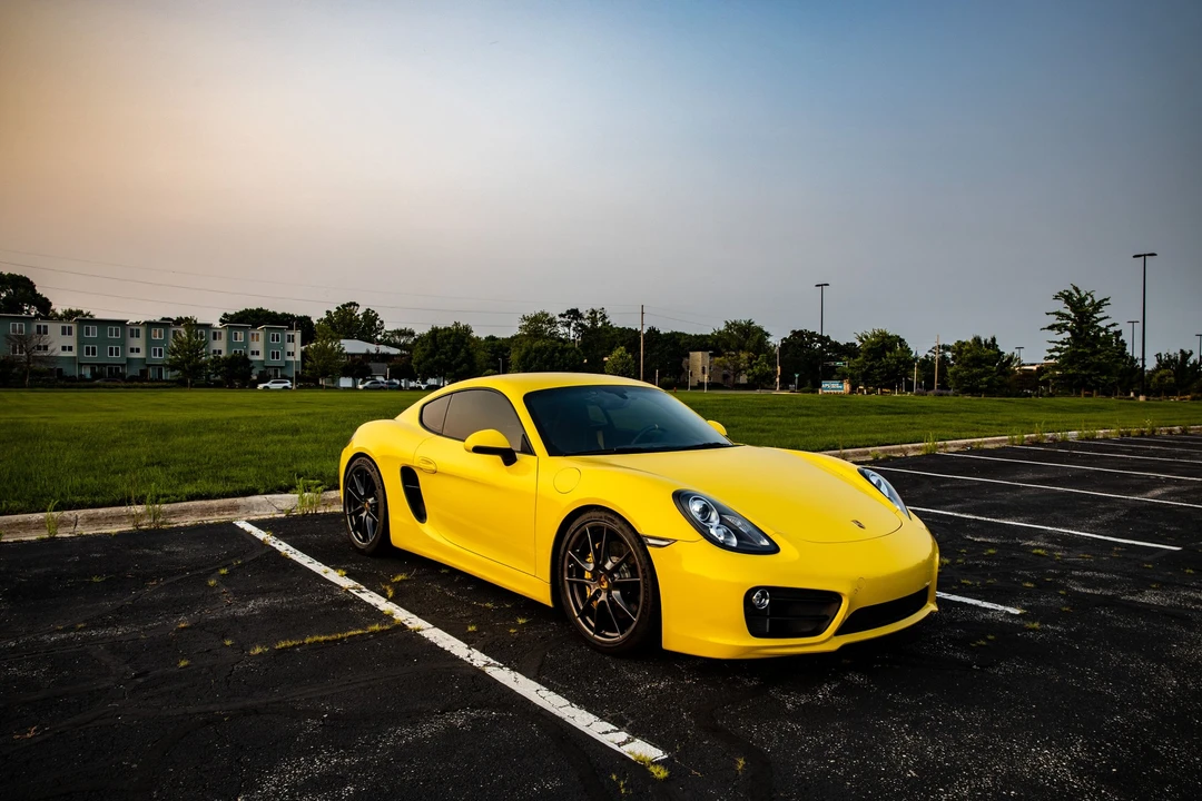2014 Porsche 981 Cayman S - Image 14 of 28