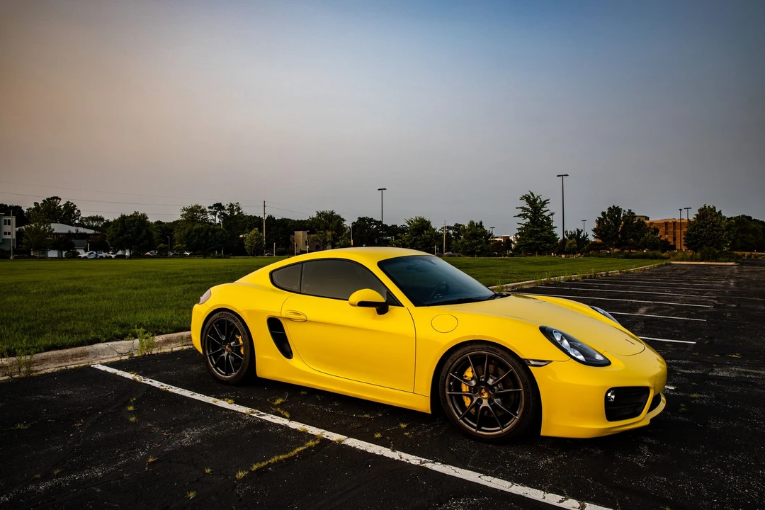 2014 Porsche 981 Cayman S - Image 15 of 28