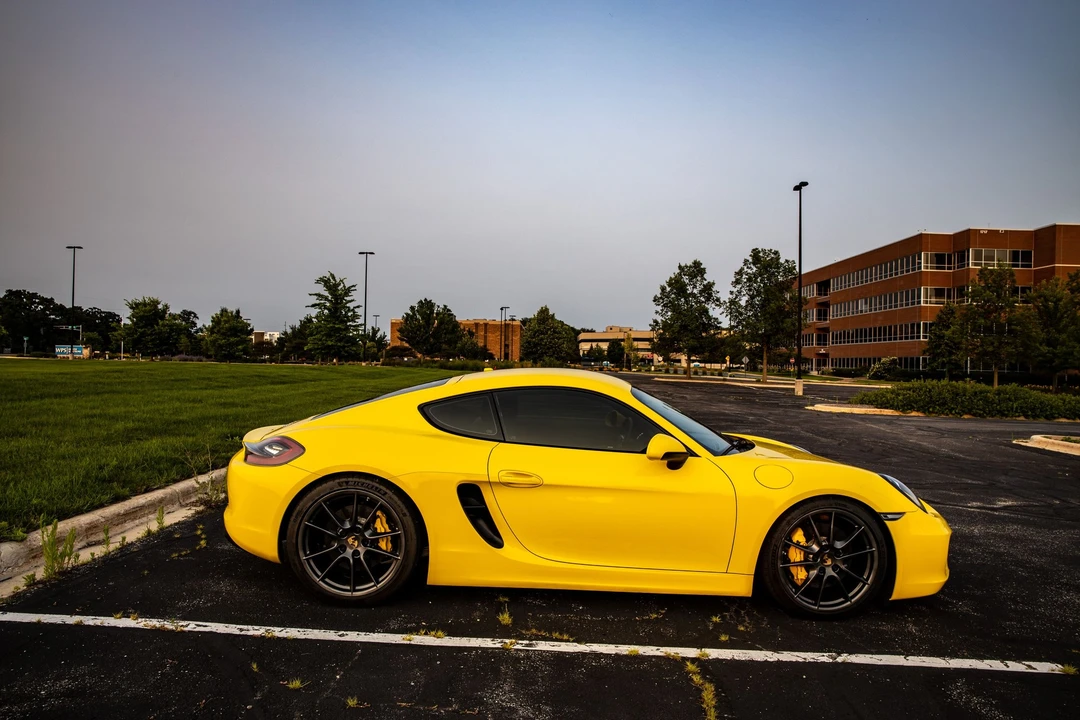 2014 Porsche 981 Cayman S - Image 17 of 28