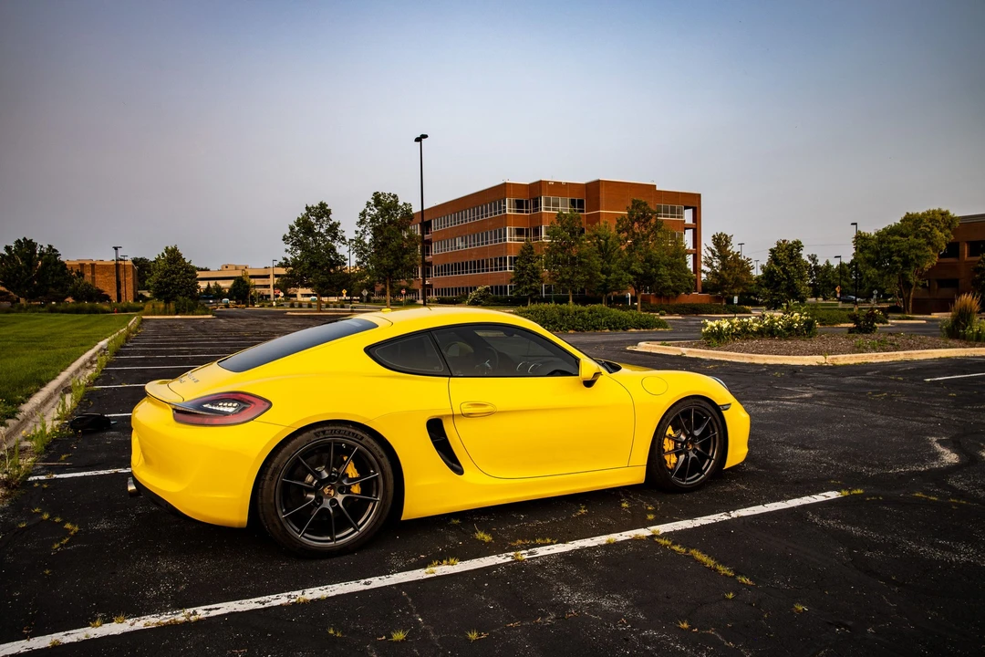 2014 Porsche 981 Cayman S - Image 18 of 28