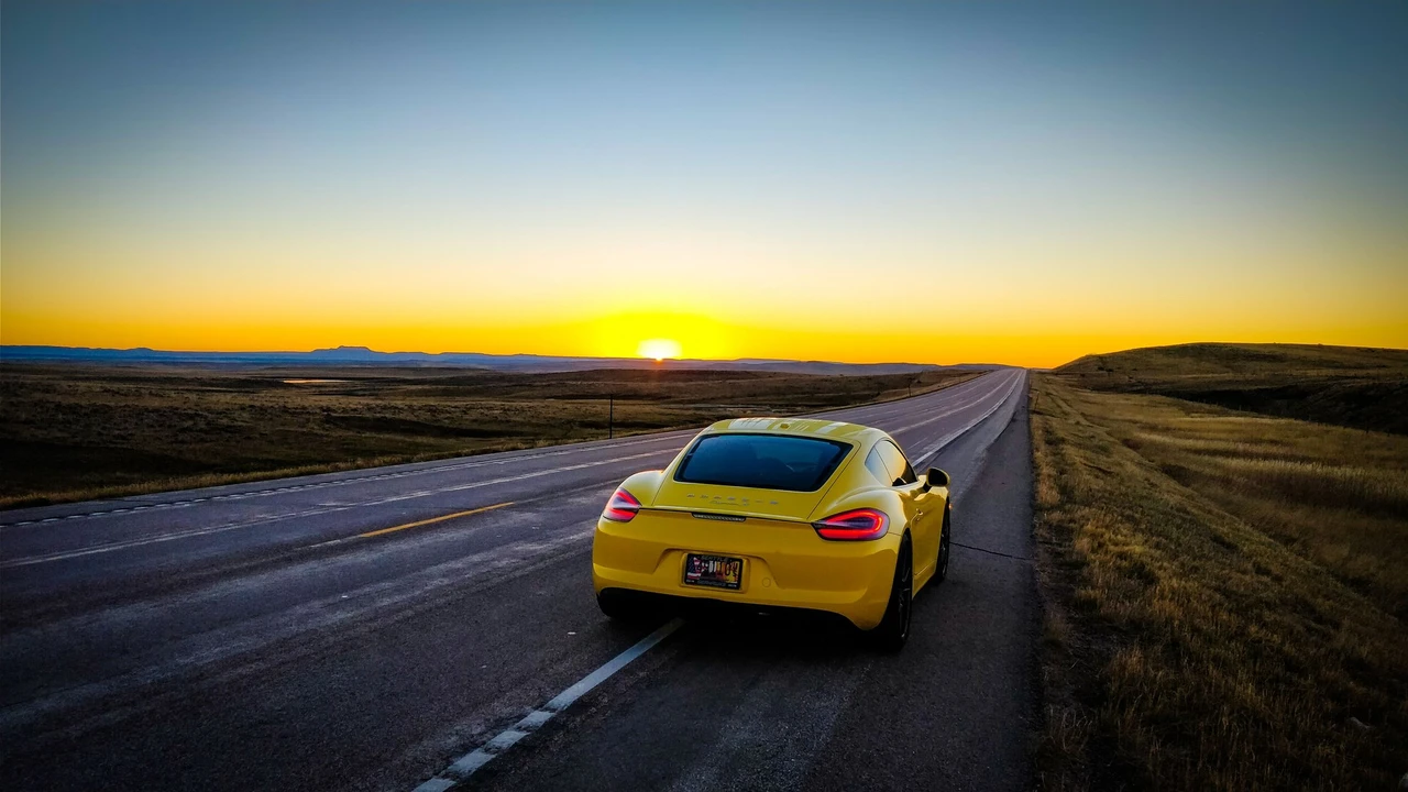 2014 Porsche 981 Cayman S - Image 27 of 28