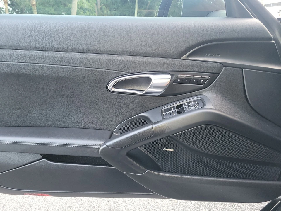 2014 Porsche 981 Cayman S - Image 18 of 31