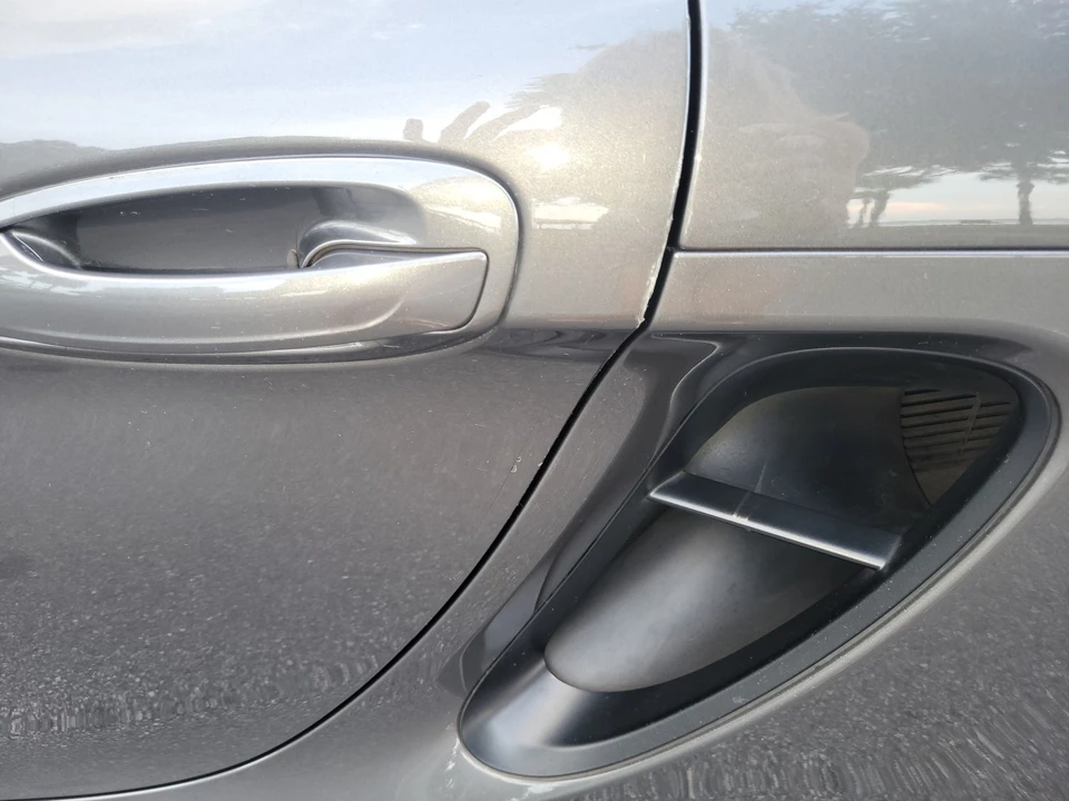 2014 Porsche 981 Cayman S - Image 12 of 31