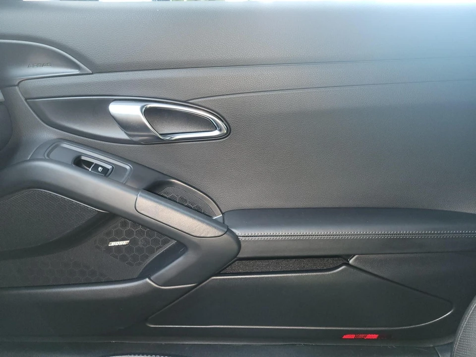 2014 Porsche 981 Cayman S - Image 19 of 31