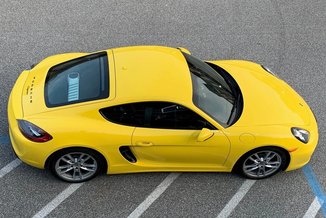 2014 Porsche 981 Cayman - Image 3 of 31