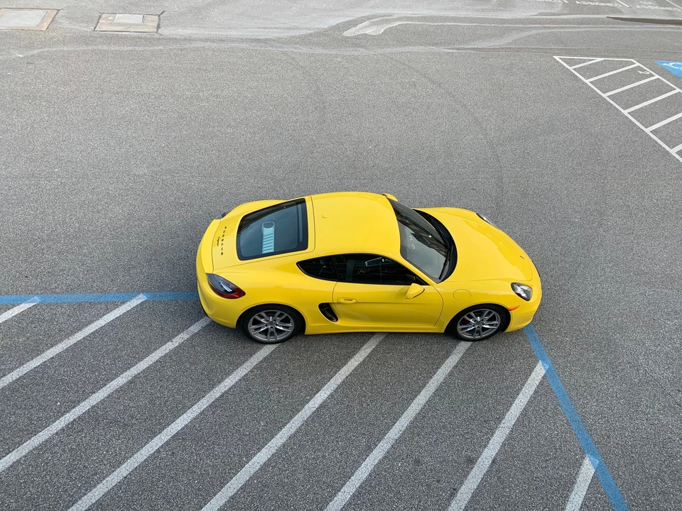 2014 Porsche 981 Cayman - Image 10 of 31
