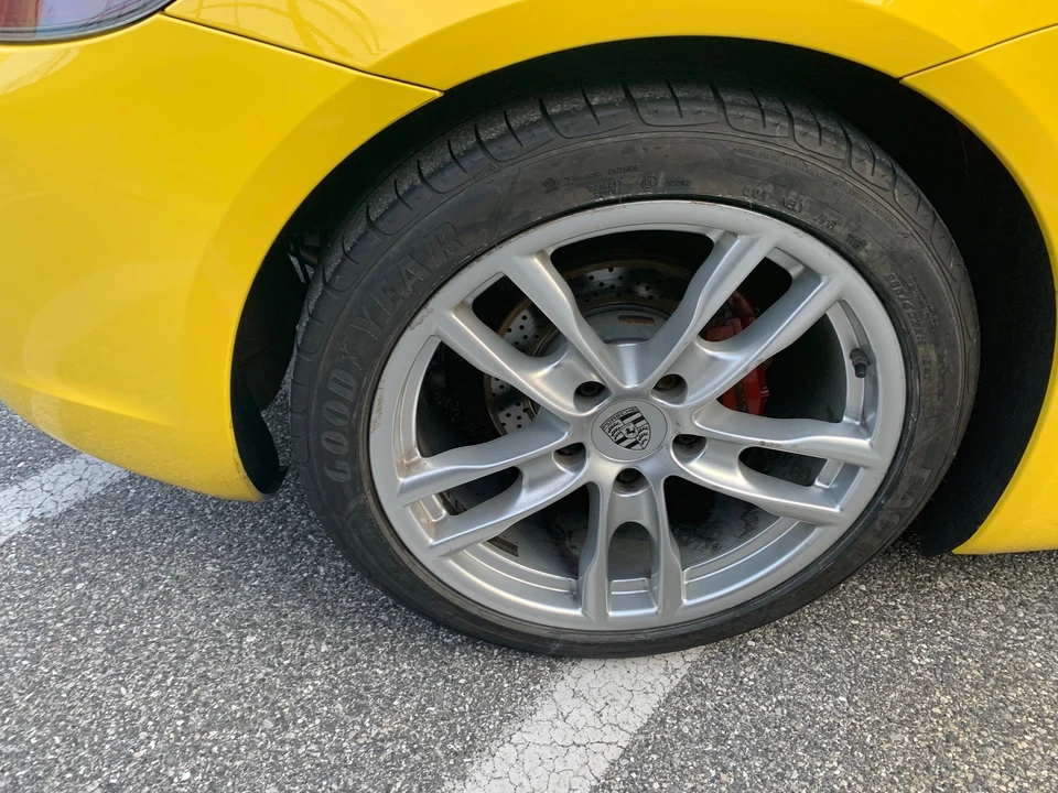2014 Porsche 981 Cayman - Image 23 of 31
