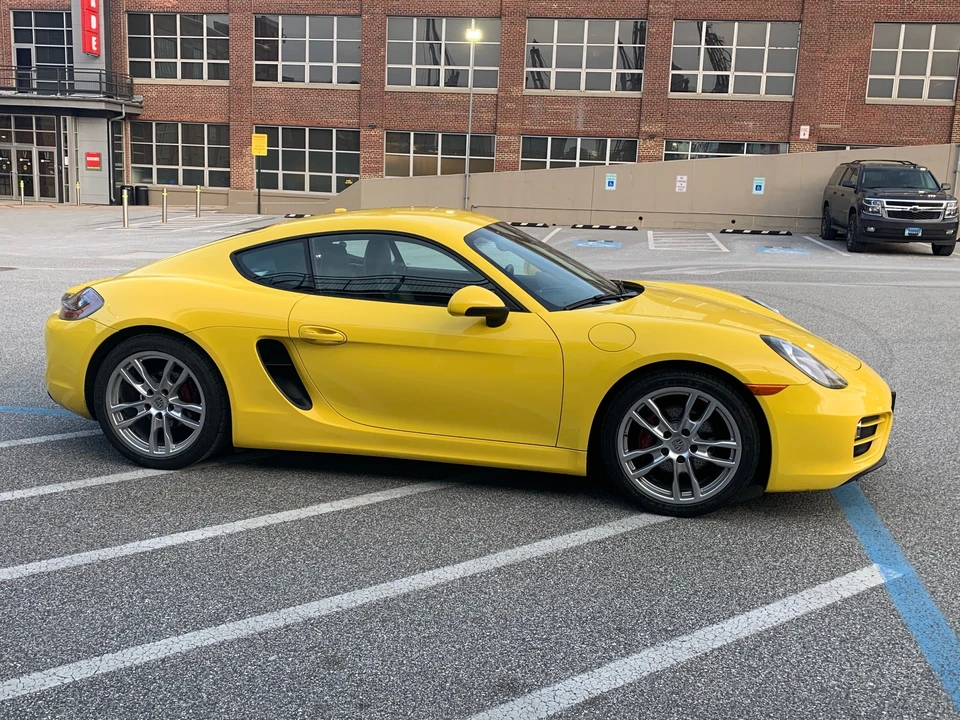 2014 Porsche 981 Cayman - Image 13 of 31