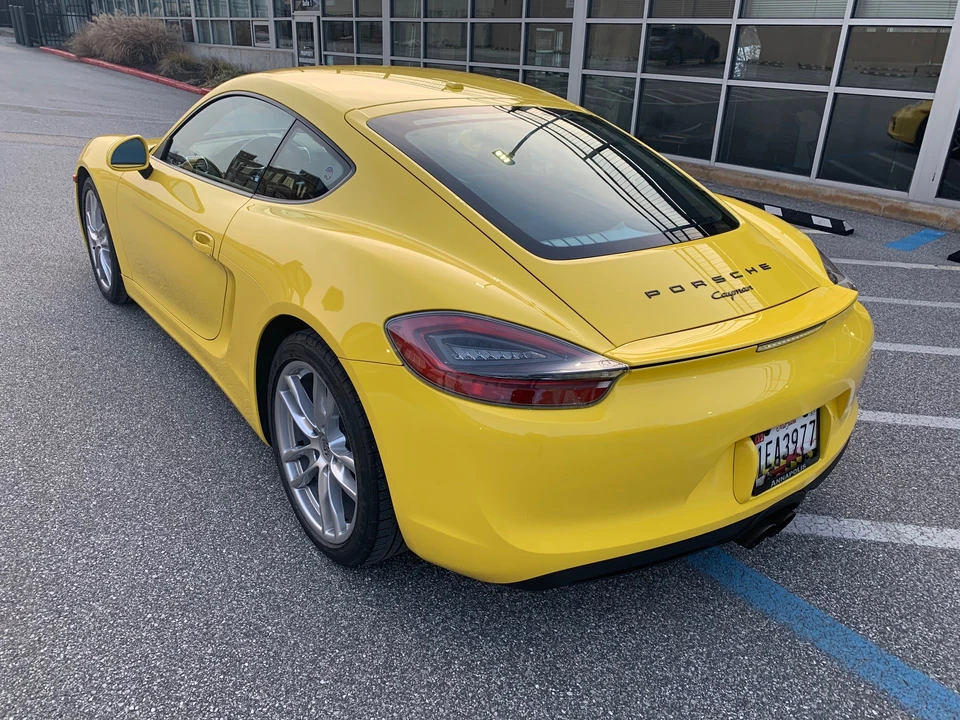 2014 Porsche 981 Cayman - Image 9 of 31
