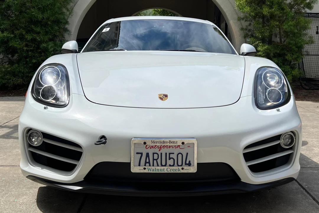 2014 Porsche 981 Cayman - Image 2 of 31