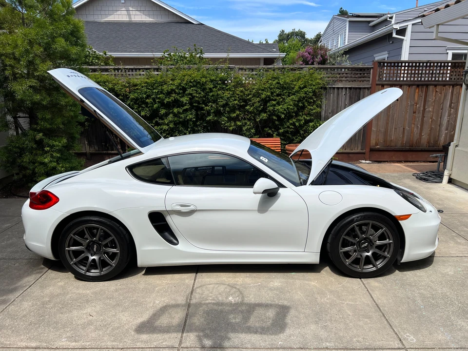 2014 Porsche 981 Cayman - Image 9 of 31