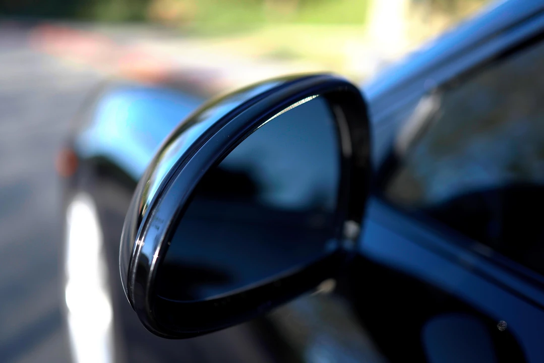 2014 Porsche 981 Cayman - Image 20 of 31
