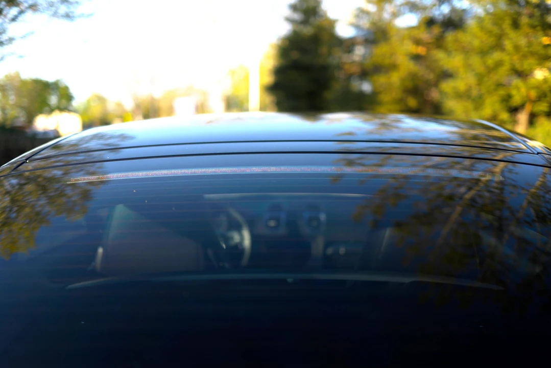 2014 Porsche 981 Cayman - Image 24 of 31