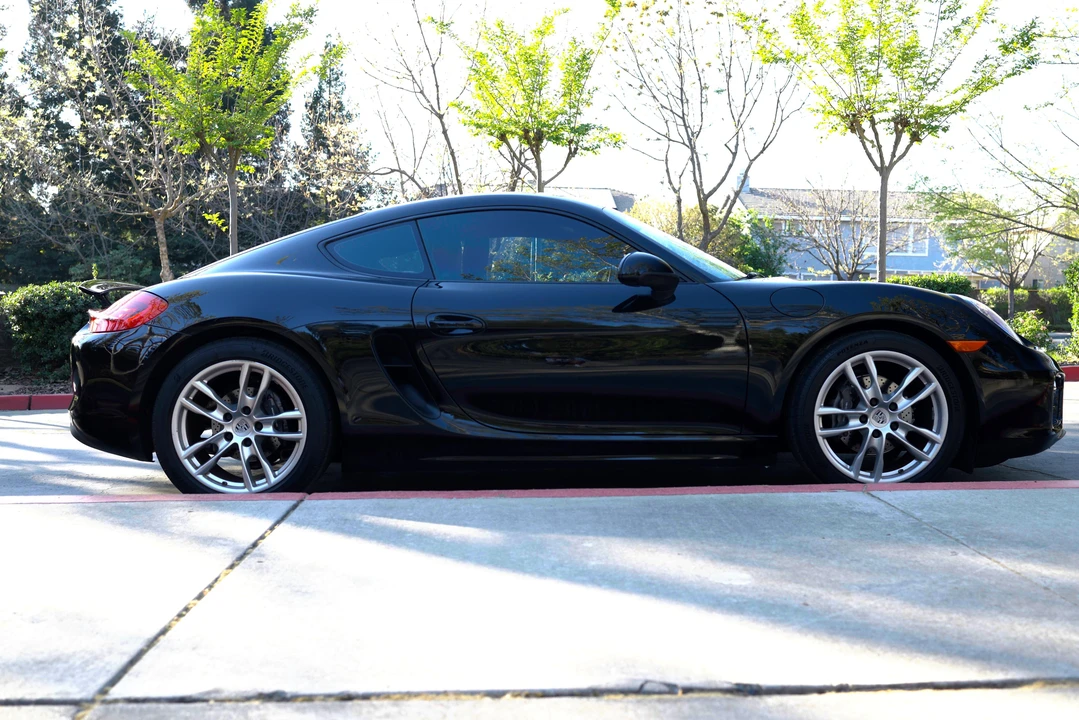 2014 Porsche 981 Cayman - Image 3 of 31
