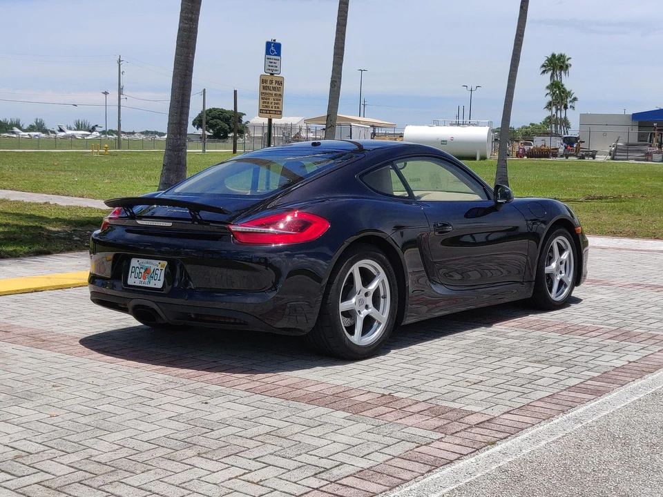 2014 Porsche 981 Cayman - Image 19 of 31