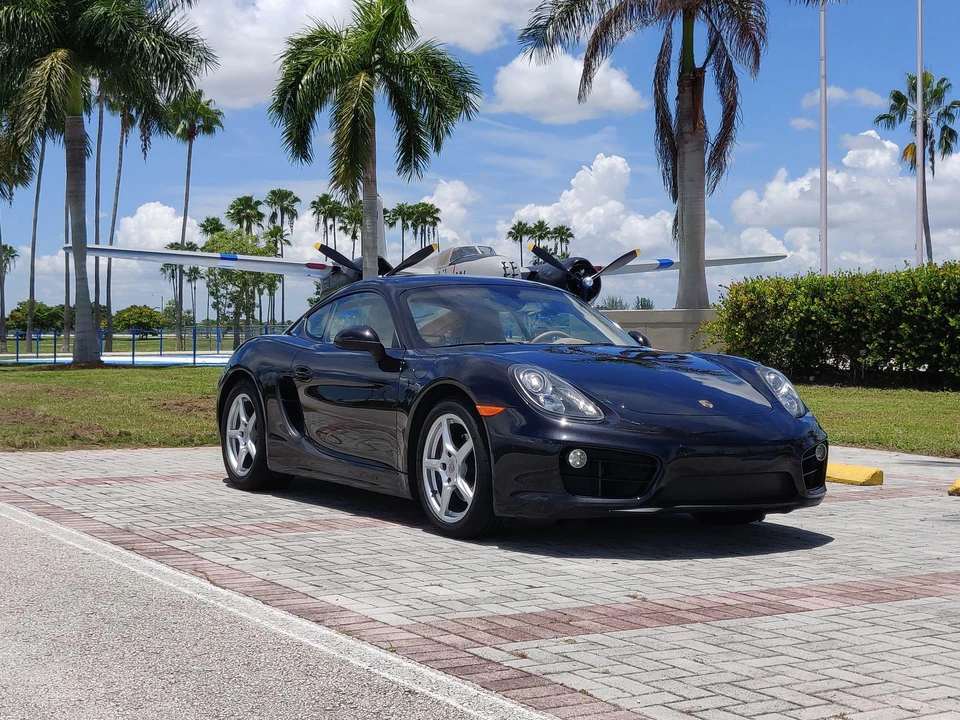 2014 Porsche 981 Cayman - Image 10 of 31